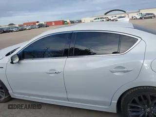 2020 Acura ILX w/Premium/A-SPEC Pkg with VIN 19UDE2F89LA004463, listed as a IAAI auction lot 41371656 with 104,463 mi miles. Bid and sale history available at carsss.com. Image 15.