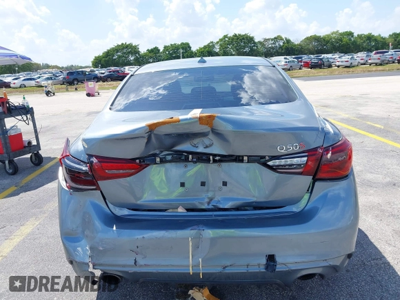 2018 Infiniti Q50 Luxe with VIN JN1EV7AP5JM590494, listed as a IAAI auction lot 41936520 with 101,580 mi miles and . Bid and sale history available at carsss.com. Image 18.