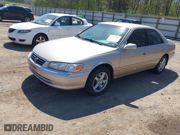 2001 Toyota Camry CE with VIN 4T1BG22K71U763959, listed as a IAAI auction lot 41996019 with 108,909 mi miles. Bid and sale history available at carsss.com. Image 2.