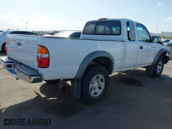 2002 Toyota Tacoma PreRunner z VIN 5TESM92N32Z883802, wystawiony jako IAAI lot #41949270 z przebiegiem 219 690 mil mil oraz . Historia ofert i sprzedaży dostępna na DreamBid. Obrazek 4.
