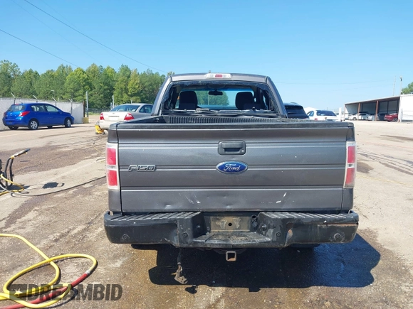 2009 Ford F-150 XL with VIN 1FTPX14V59KC92445, listed as a IAAI auction lot 40280550 with 213,709 mi miles. Bid and sale history available at carsss.com. Image 17.