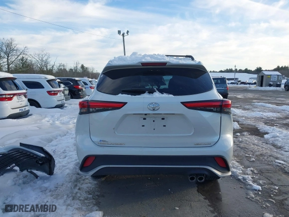 2023 Toyota Highlander L with VIN 5TDKDRBH9PS018654, listed as a IAAI auction lot 41614020 with 48,736 mi miles. Bid and sale history available at carsss.com. Image 17.