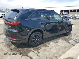 2025 Mazda CX-90 Premium Sport z VIN JM3KKCHD0S1218357, wystawiony jako Copart lot #57452545 z przebiegiem 1 097 mil mil oraz Szkoda całkowita • Salvage title. Historia ofert i sprzedaży dostępna na DreamBid. Obrazek 4.