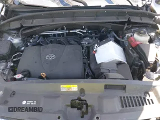 2022 Toyota Highlander XSE with VIN 5TDJZRAH8NS112035, listed as a IAAI auction lot 41840559 with 19,647 mi miles and . Bid and sale history available at DreamBid. Image 10.