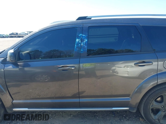 2018 Dodge Journey Crossroad with VIN 3C4PDDGG2JT371226, listed as a IAAI auction lot 41779563 with 159,092 mi miles and . Bid and sale history available at DreamBid. Image 15.