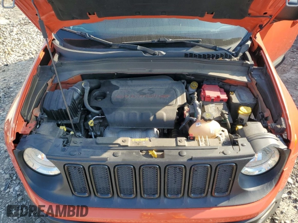 2018 Jeep Renegade Upland z VIN ZACCJBAB2JPH64207, wystawiony jako Copart lot #65781444 z przebiegiem 88 856 mil mil oraz Nie do naprawy • Non repairable. Historia ofert i sprzedaży dostępna na DreamBid. Obrazek 13.
