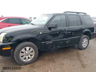 2007 Mercury Mountaineer with VIN 4M2EU37E07UJ15689, listed as a IAAI auction lot 41426004 with 201,960 mi miles. Bid and sale history available at carsss.com. Image 6.