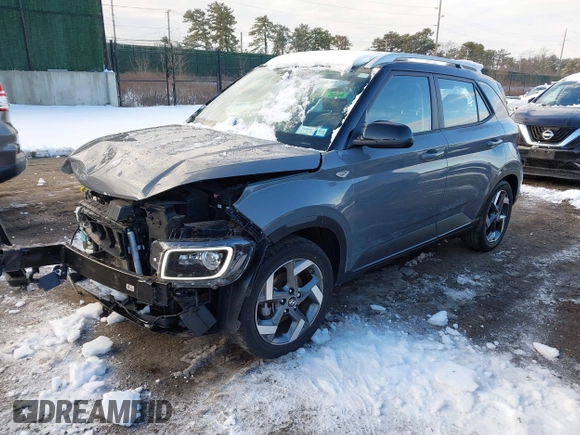 2022 Hyundai Venue Limited with VIN KMHRC8A36NU133802, listed as a IAAI auction lot 41496145 with 15,536 mi miles and . Bid and sale history available at DreamBid. Image 2.