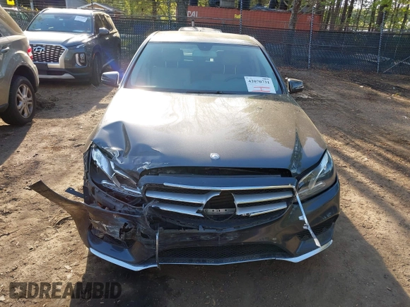 2014 Mercedes-Benz E 350 Sport with VIN WDDHF5KB7EA843276, listed as a IAAI auction lot 42070731 with 84,239 mi miles and . Bid and sale history available at DreamBid. Image 12.