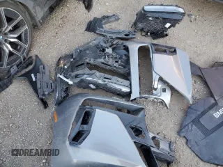 2023 BMW i7 xDrive60 z VIN WBY53EJ01PCM58257, wystawiony jako Copart lot #88787085 z przebiegiem Nie podano mil oraz Szkody całkowita. Historia ofert i sprzedaży dostępna na DreamBid. Obrazek 12.