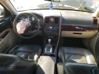 2006 Chrysler 300 with VIN 2C3KA43RX6H151847, listed as a Copart auction lot 87916885 with 0 mi miles and Salvage Title. Bid and sale history available at carsss.com. Image 8.