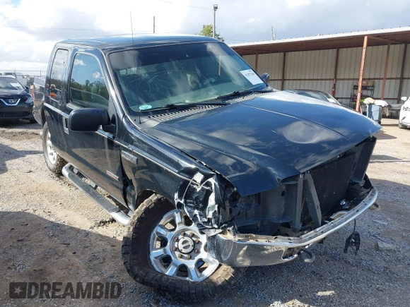 2007 Ford F-250 XL z VIN 1FTSX21P07EA97175, wystawiony jako IAAI lot #41477628 z przebiegiem 99 215 mil mil oraz . Historia ofert i sprzedaży dostępna na DreamBid. Obrazek 6.