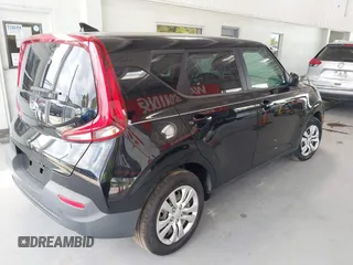 2020 Kia Soul S with VIN KNDJ23AU5L7119840, listed as a IAAI auction lot 42139898 with 63,549 mi miles and . Bid and sale history available at DreamBid. Image 4.