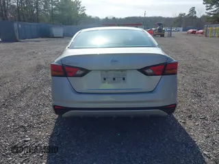 2022 Nissan Altima 2.5 S with VIN 1N4BL4BV6NN359790, listed as a IAAI auction lot 41776342 with 61,513 mi miles. Bid and sale history available at carsss.com. Image 16.
