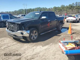 2018 Chevrolet Silverado 1500 LT with VIN 3GCUKREC3JG563639, listed as a Copart auction lot 46690685 with 182,966 mi miles and Salvage Title. Bid and sale history available at carsss.com. Image 1.