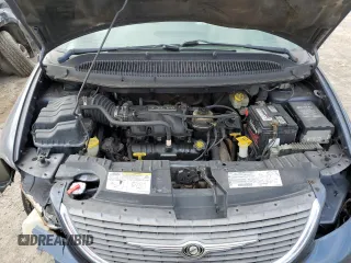 2002 Chrysler Town & Country LX with VIN 2C4GP44302R603545, listed as a Copart auction lot 49573145 with 198,798 mi miles and Salvage Title. Bid and sale history available at carsss.com. Image 13.
