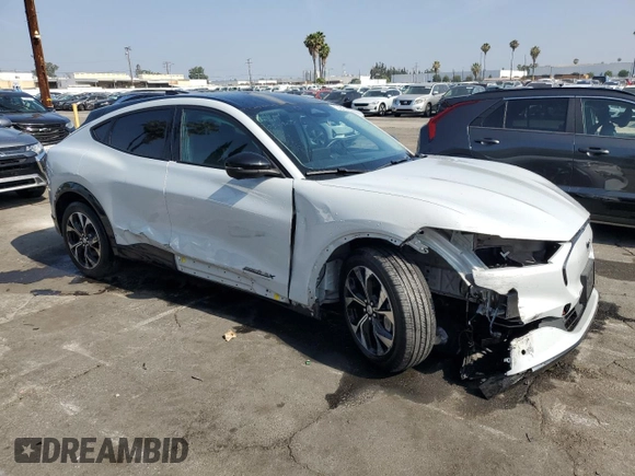 2023 Ford Mustang Mach-E Premium with VIN 3FMTK3SU0PMA97146, listed as a Copart auction lot 60991945 with 29,181 mi miles and Salvage title. Bid and sale history available at DreamBid. Image 4.