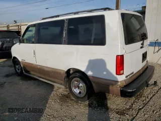 1999 GMC Safari with VIN 1GKDM19W2XB502093, listed as a Copart auction lot 81719764 with 107,191 mi miles and Clean Title. Bid and sale history available at carsss.com. Image 2.
