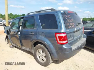 2011 Ford Escape XLT с VIN 1FMCU0DG1BKC70141, выставлен на аукционе IAAI как лот 42109881 с пробегом 206 714 миль миль и . История ставок и продаж доступна на DreamBid. Изображение 3.