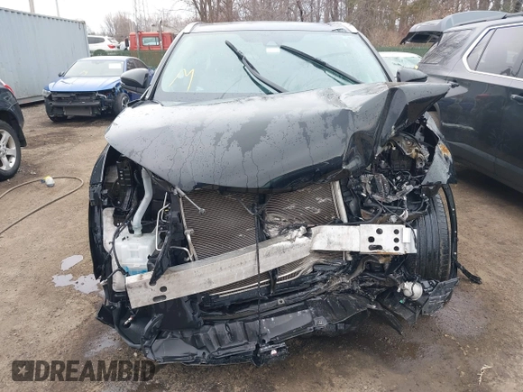 2019 Toyota Highlander SE with VIN 5TDJZRFH3KS732604, listed as a IAAI auction lot 41660910 with Not provided miles and . Bid and sale history available at DreamBid. Image 13.