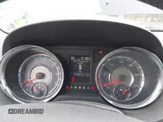 2011 Chrysler Town & Country Touring L with VIN 2A4RR8DG7BR641782, listed as a IAAI auction lot 42042025 with 141,884 mi miles and . Bid and sale history available at DreamBid. Image 7.