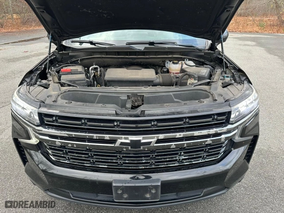2021 Chevrolet Suburban RST with VIN 1GNSKEKD7MR480448, listed as a Copart auction lot 87133214 with 279,191 mi miles and Clean Title. Bid and sale history available at carsss.com. Image 7.