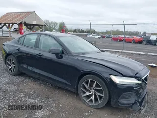 2019 Volvo S60 Momentum with VIN 7JRA22TK5KG018383, listed as a IAAI auction lot 42146289 with 111,227 mi miles. Bid and sale history available at carsss.com. Image 1.