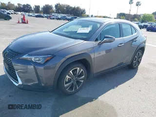 2019 Lexus UX with VIN JTHY3JBH6K2002909, listed as a IAAI auction lot 41980292 with 28,964 mi miles. Bid and sale history available at carsss.com. Image 17.