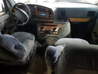 1994 Ford Econoline Cargo with VIN 1FDEE14NXRHA01931, listed as a Copart auction lot 52773195 with 274,770 mi miles and Salvage Title. Bid and sale history available at carsss.com. Image 8.