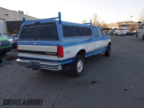 1996 Ford F-250 with VIN 1FTHX26G5TEA28785, listed as a IAAI auction lot 41447351 with 178,150 mi miles and . Bid and sale history available at DreamBid. Image 4.
