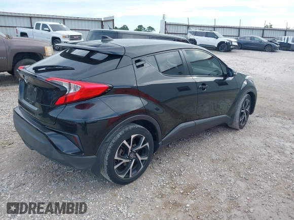 2018 Toyota C-HR XLE z VIN NMTKHMBX8JR008430, wystawiony jako IAAI lot #42635658 z przebiegiem 176 462 mil mil oraz . Historia ofert i sprzedaży dostępna na DreamBid. Obrazek 4.
