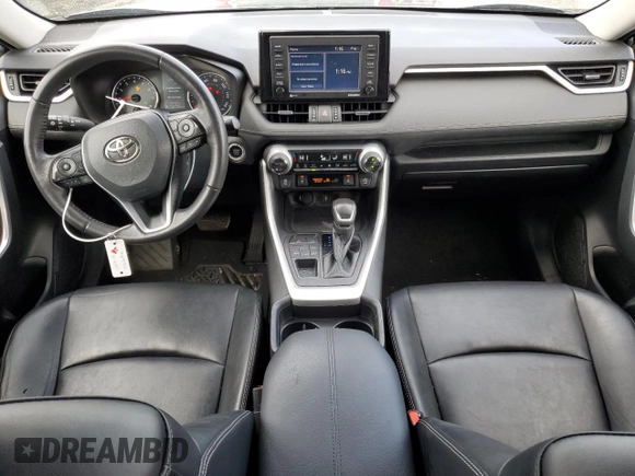 2021 Toyota RAV4 XLE Premium with VIN 2T3A1RFV9MC181112, listed as a Copart auction lot 46335305 with 69,661 mi miles and Salvage title. Bid and sale history available at DreamBid. Image 8.
