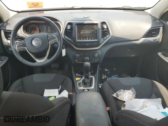 2017 Jeep Cherokee Latitude with VIN 1C4PJLCB9HW527036, listed as a Copart auction lot 58769755 with 36,826 mi miles and Salvage title. Bid and sale history available at DreamBid. Image 8.