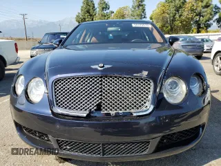 2009 Bentley Flying Spur z VIN SCBBP93W49C061522, wystawiony jako Copart lot #50379915 z przebiegiem 39 181 mil mil oraz Szkoda całkowita • Salvage title. Historia ofert i sprzedaży dostępna na DreamBid. Obrazek 5.