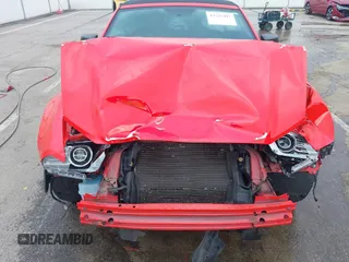 2013 Ford Mustang V6 z VIN 1ZVBP8EM4D5221864, wystawiony jako IAAI lot #42525497 z przebiegiem 130 482 mil mil oraz . Historia ofert i sprzedaży dostępna na DreamBid. Obrazek 6.