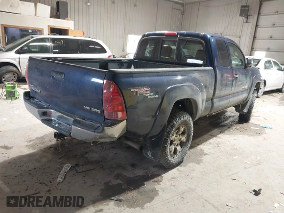 2005 Toyota Tacoma with VIN 5TEUU42N85Z040288, listed as a IAAI auction lot 41607489 with 222,642 mi miles and . Bid and sale history available at DreamBid. Image 4.