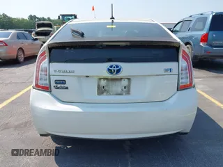 2013 Toyota Prius One z VIN JTDKN3DU8D5601612, wystawiony jako IAAI lot #42402108 z przebiegiem 224 420 mil mil oraz . Historia ofert i sprzedaży dostępna na DreamBid. Obrazek 19.