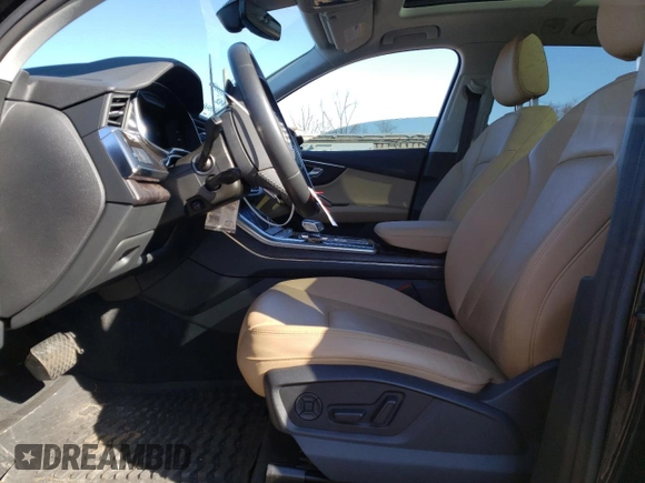 2020 Audi Q7 Premium with VIN WA1AXAF79LD000693, listed as a Copart auction lot 52696995 with 46,631 mi miles and Salvage Title. Bid and sale history available at carsss.com. Image 7.