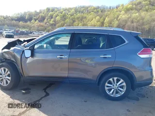 2016 Nissan Rogue SV with VIN KNMAT2MV3GP680555, listed as a IAAI auction lot 42032745 with 164,986 mi miles. Bid and sale history available at carsss.com. Image 15.