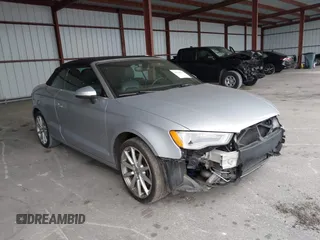 2015 Audi A3 1.8T Premium with VIN WAU6CLFFXF1078817, listed as a IAAI auction lot 41720371 with 47,945 mi miles. Bid and sale history available at carsss.com. Image 1.