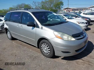 2006 Toyota Sienna CE with VIN 5TDZA23C36S419262, listed as a IAAI auction lot 42042520 with 202,686 mi miles. Bid and sale history available at carsss.com. Image 1.