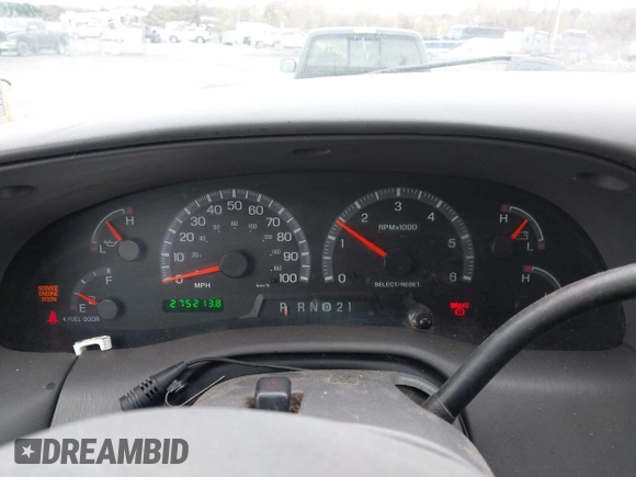 2003 Ford F-150 XLT with VIN 1FTRW08L43KA64328, listed as a IAAI auction lot 41932751 with 275,213 mi miles. Bid and sale history available at carsss.com. Image 7.