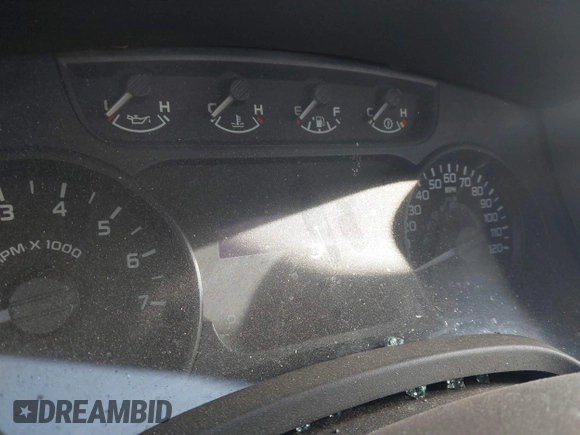 2012 Ford F-150 XL with VIN 1FTMF1CM5CFC93965, listed as a IAAI auction lot 41811871 with 1 mi miles. Bid and sale history available at carsss.com. Image 7.