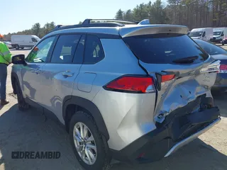 2023 Toyota Corolla Cross LE с VIN 7MUBAABG7PV045648, выставлен на аукционе IAAI как лот 41978724 с пробегом 60 950 миль миль и . История ставок и продаж доступна на DreamBid. Изображение 14.