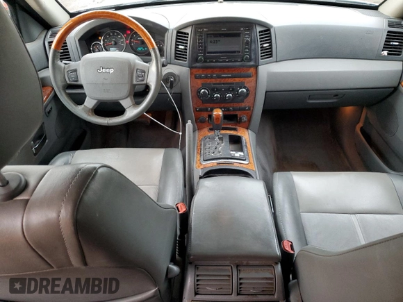 2006 Jeep Grand Cherokee Overland with VIN 1J8HR68226C307087, listed as a Copart auction lot 41464125 with 269,343 mi miles and Salvage title. Bid and sale history available at DreamBid. Image 8.