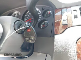 2008 Chevrolet Avalanche 3LT with VIN 3GNEC12088G103407, listed as a IAAI auction lot 42048213 with 195,309 mi miles and . Bid and sale history available at DreamBid. Image 11.
