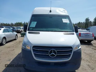 2019 Mercedes-Benz Sprinter Cargo with VIN WD3PF0CD4KT003734, listed as a IAAI auction lot 41992890 with 68,378 mi miles. Bid and sale history available at carsss.com. Image 12.