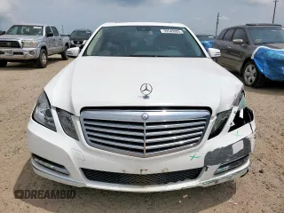 2013 Mercedes-Benz E 350 Luxury with VIN WDDHF5KB9DA729312, listed as a Copart auction lot 59549905 with 114,648 mi miles and Salvage title. Bid and sale history available at DreamBid. Image 5.