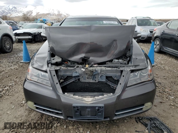 2009 Acura RL Tech Pkg with VIN JH4KB26609C002111, listed as a Copart auction lot 84668184 with 149,870 mi miles and Salvage Title. Bid and sale history available at carsss.com. Image 5.