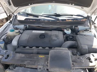 2011 Volvo XC90 I6 with VIN YV4952CY0B1591771, listed as a IAAI auction lot 42521178 with 156,159 mi miles and . Bid and sale history available at DreamBid. Image 10.